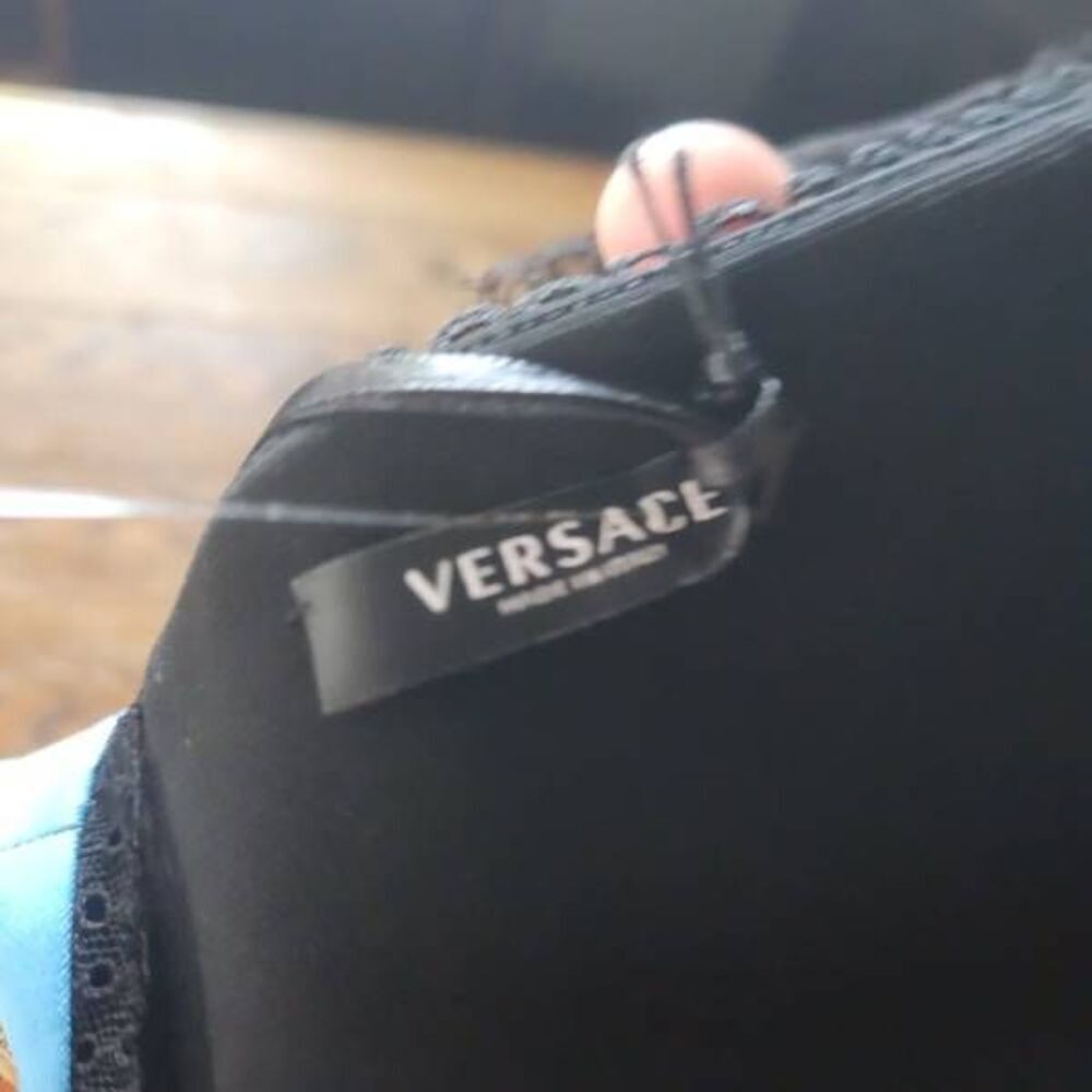 NWT VERSACE SILK FOULARD ROYAL REBELLION BRALETTE TOP Sz 40 - Picture 4 of 8